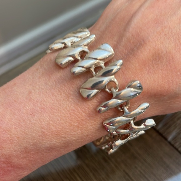 Vintage Premier Designs “Artistic” Silver-tone Toggle Bracelet Style #5062 - Picture 10 of 16